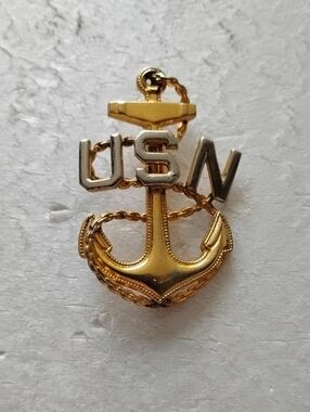 Vintage United State Gold and Silver Anchor USN Lapel Pin - Navy Wearable